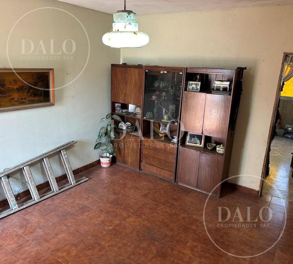 Cottage for sale in Temperley, Lomas de Zamora, G.B.A. South Zone