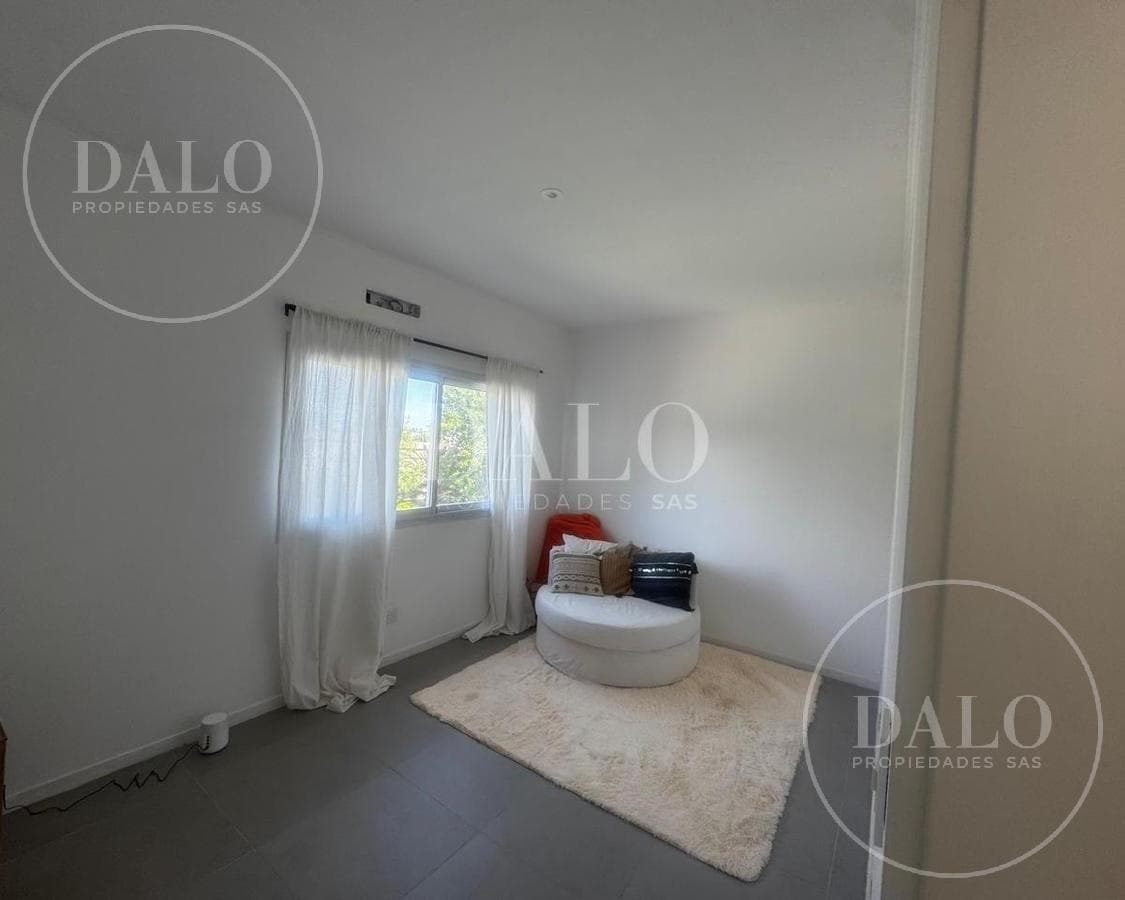 5-Room House for Sale in Pilar del Este, Pilar, Greater Buenos Aires (G.B.A.), Northern Area