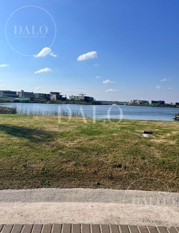 Lot for Sale by the Water, Puertos, Escobar.