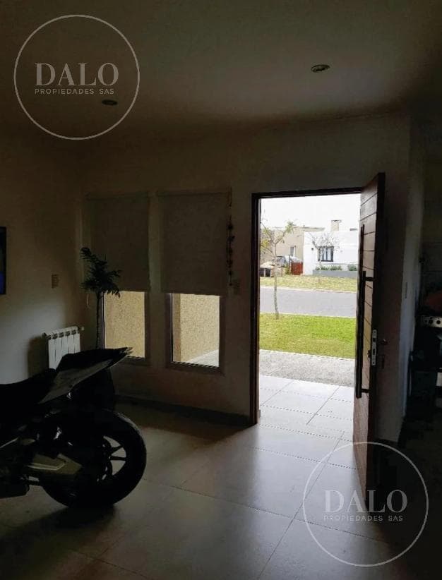 5-Room House for Sale in San Ramon, Pilar del Este