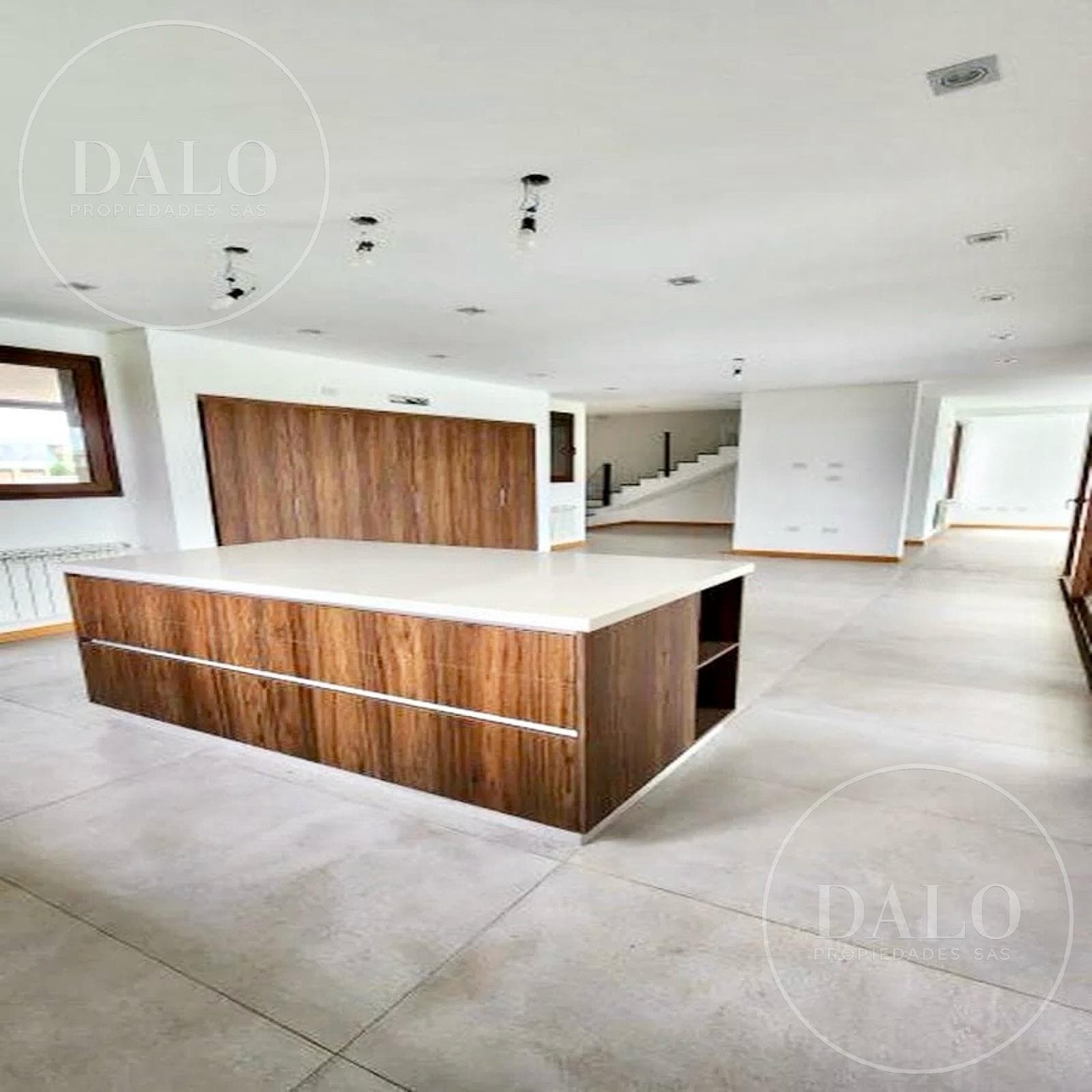Excellent house in the Terralagos neighborhood, Canning.