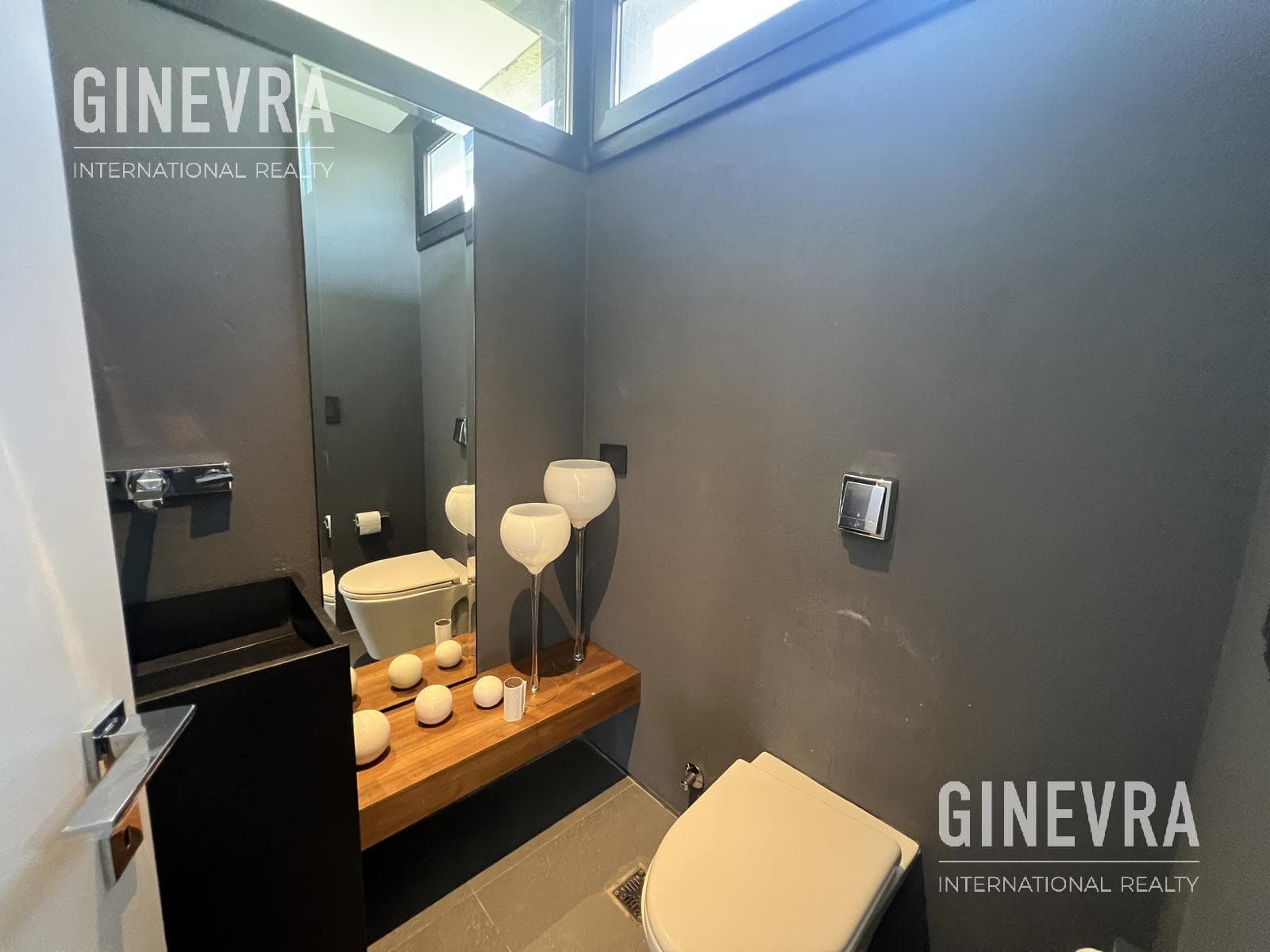 Rental: Stunning Designer Home in Nordelta Golf