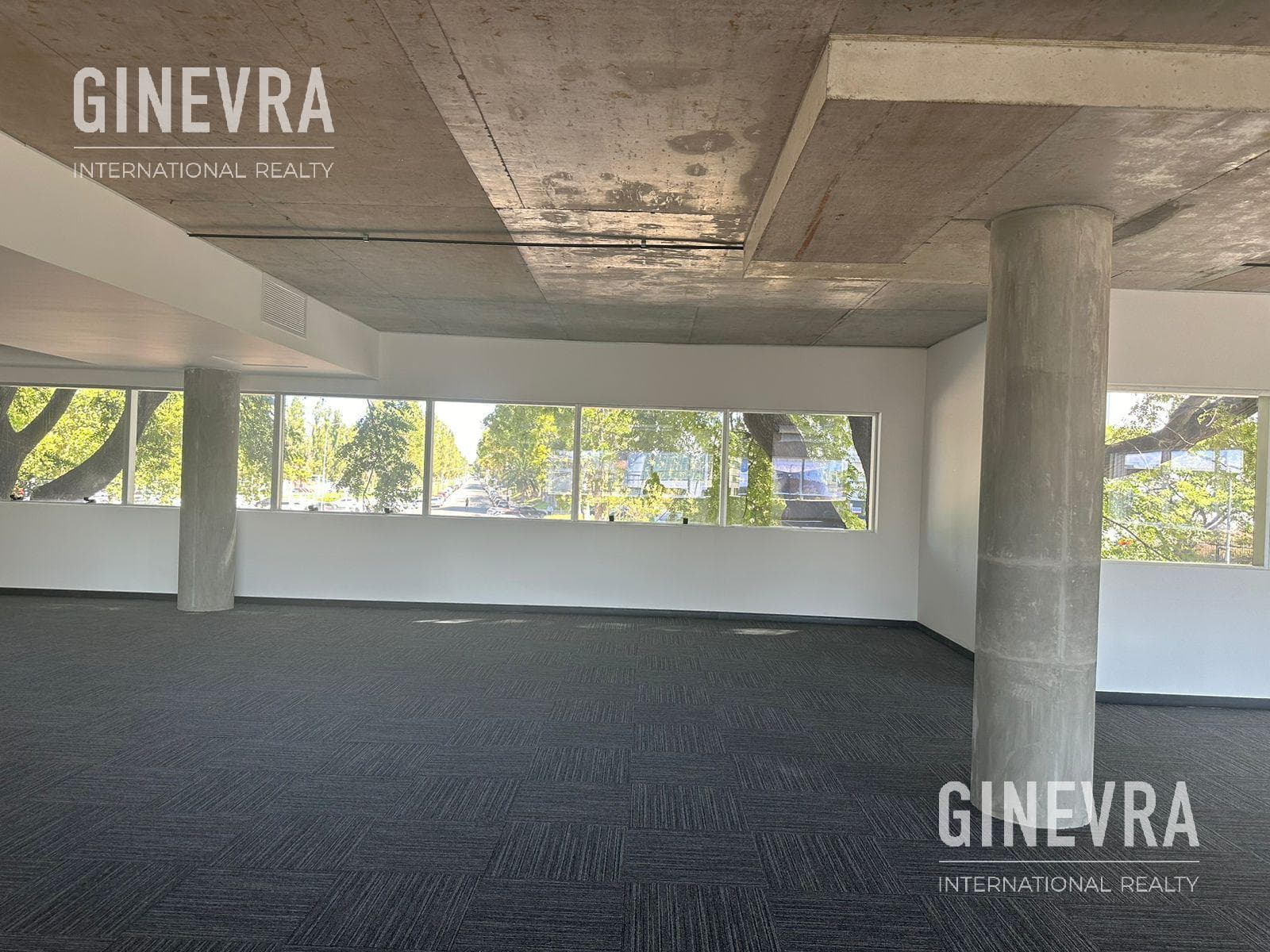 Office for Rent in Puerto Madero - 220 m2 - Malecón Dique 4 - 2 parking spaces