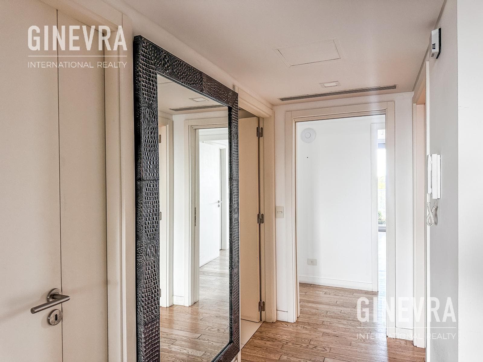 4-Room Apartment with 2 Parking Spaces for Rent - Harbour House | Puerto Madero
