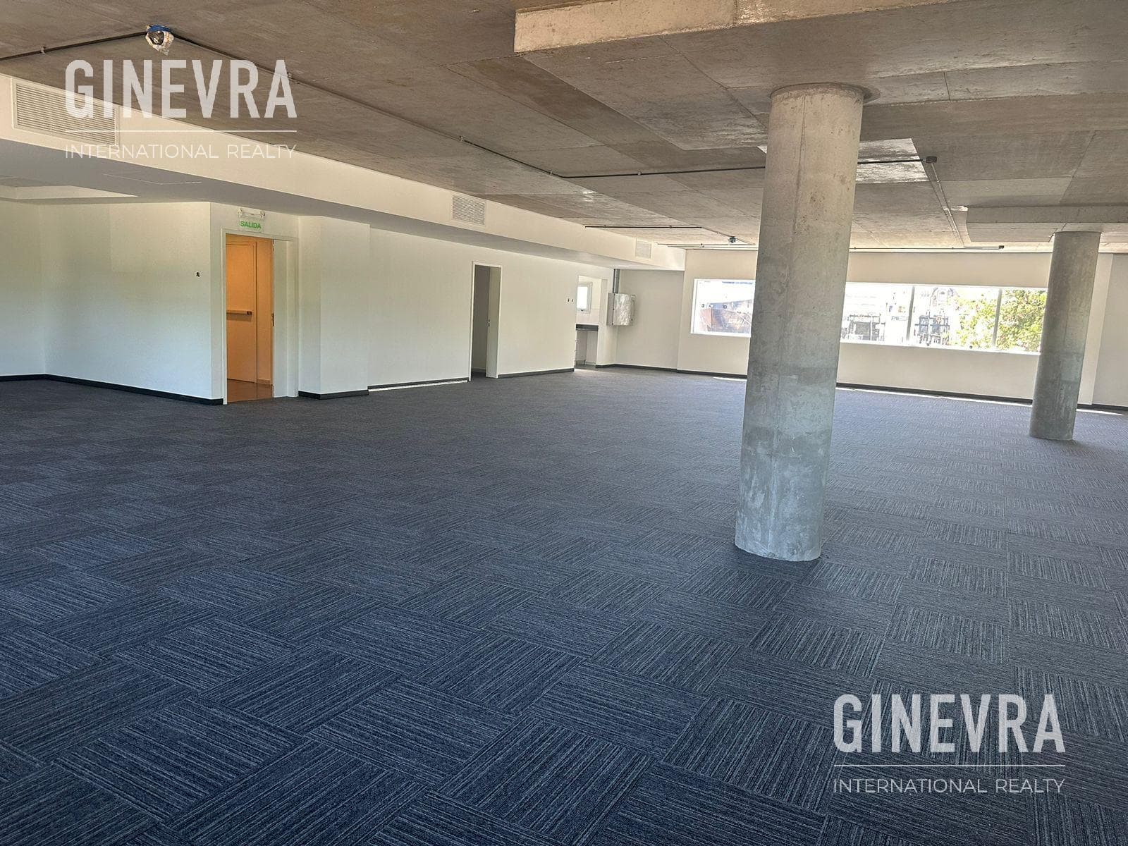 Office for Rent in Puerto Madero - 220 m2 - Malecón Dique 4 - 2 parking spaces
