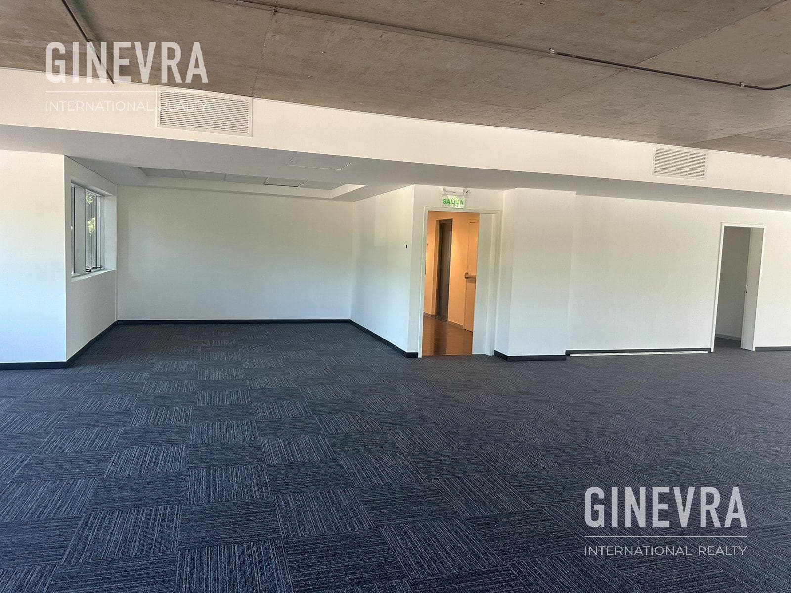 Office for Rent in Puerto Madero - 220 m2 - Malecón Dique 4 - 2 parking spaces