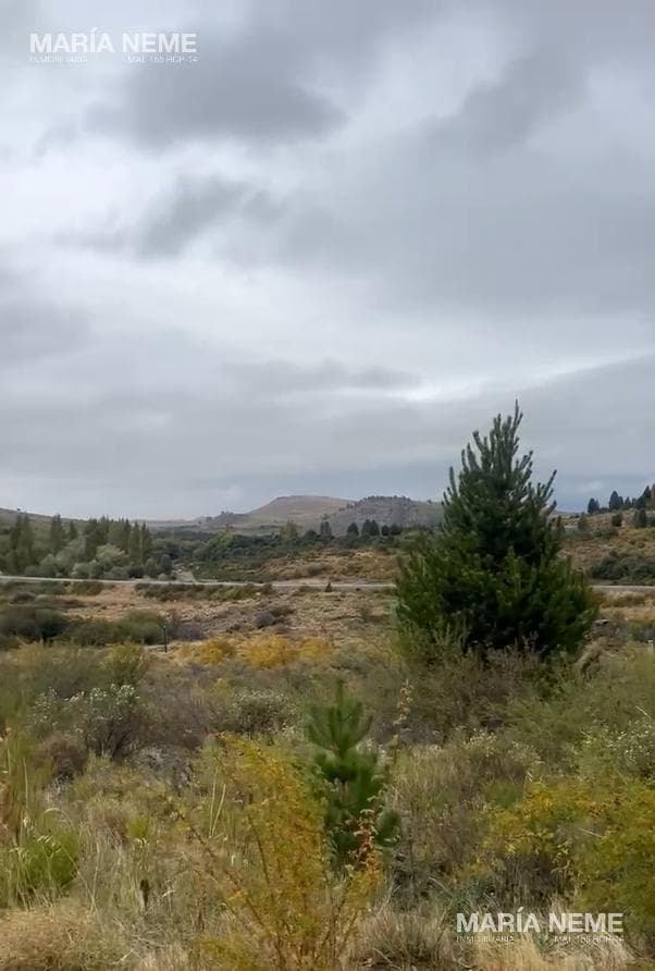 Lot in Barrancas de Dina Huapi measuring 1,958 m²