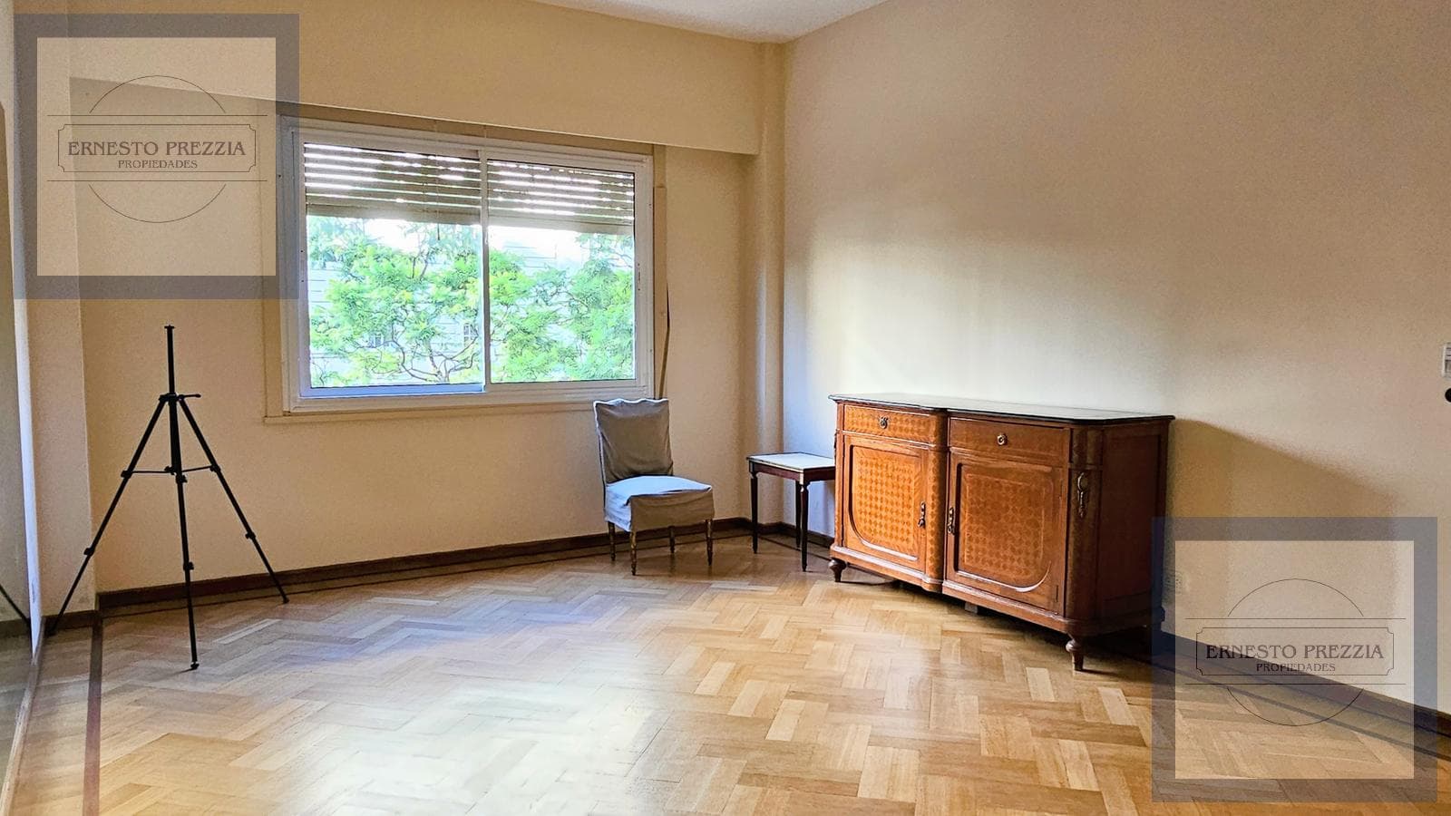 HALF-APARTMENT | 3 ROOMS | SUITABLE FOR PROFESSIONALS | IN EXCELLENT CONDITION |