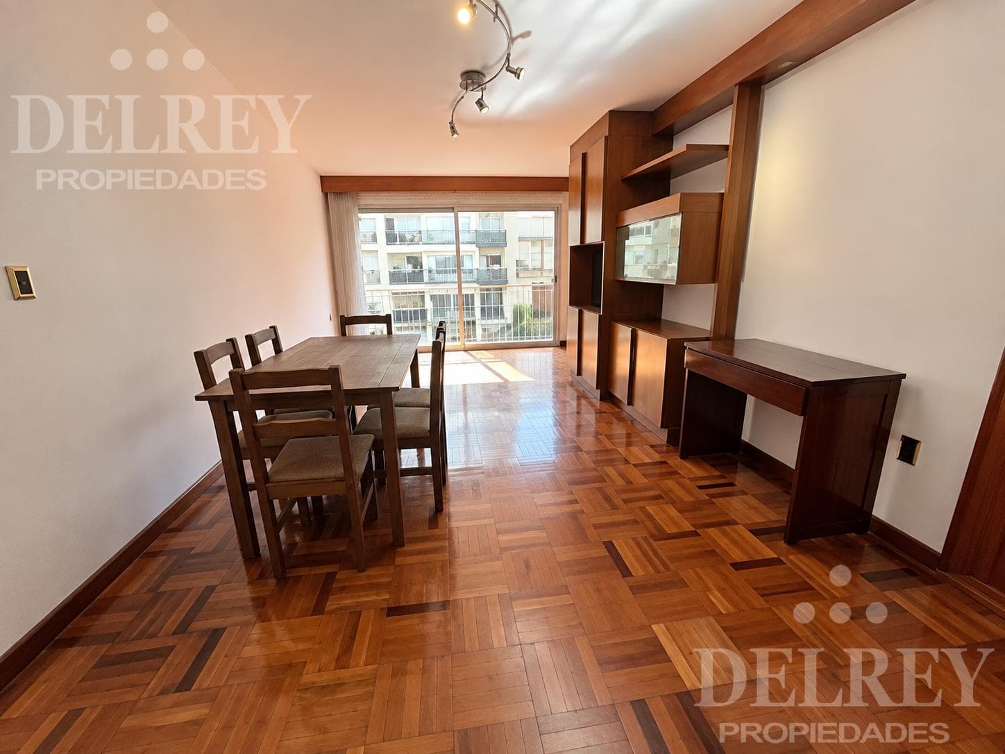 Alquiler Apartamento - Pocitos DELREY PROPIEDADES