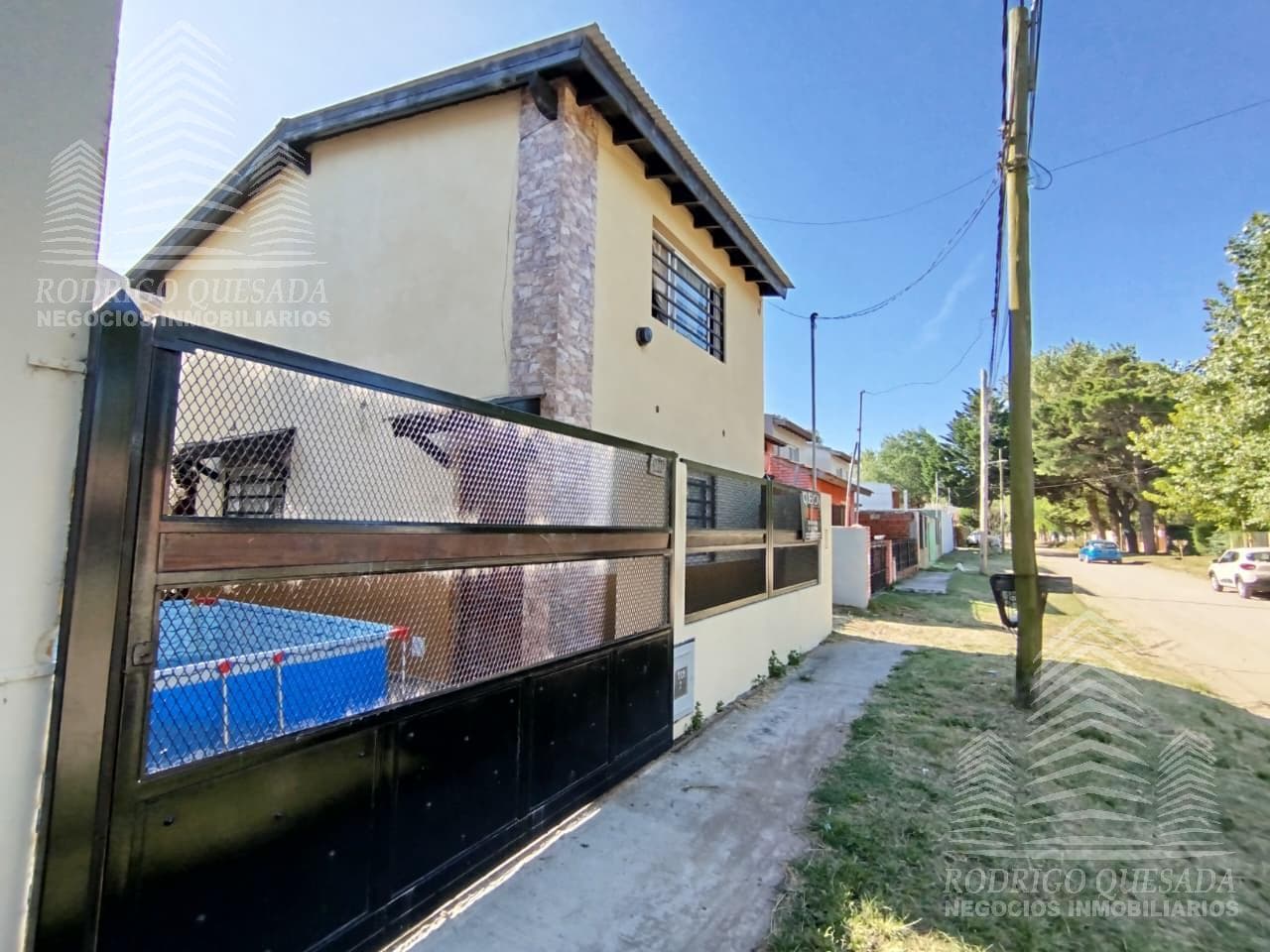 Spacious duplex!!!