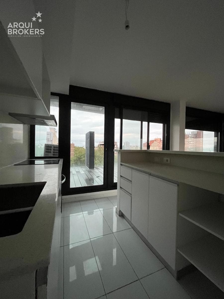 Two-Bedroom Penthouse Apartment for Sale in Barrio Sur - 1001