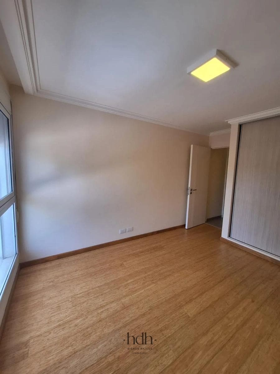 Luxury Apartment for Rent (University City)