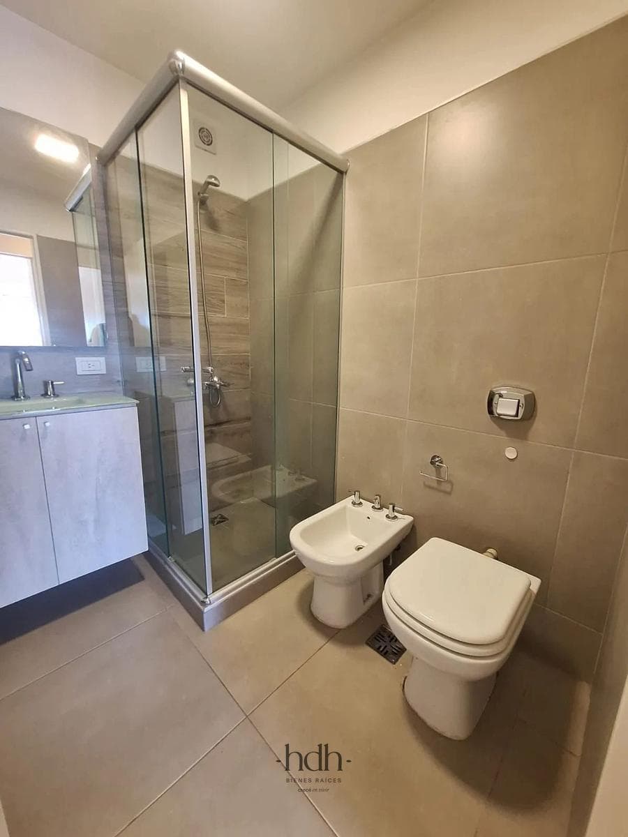 Luxury Apartment for Rent (University City)