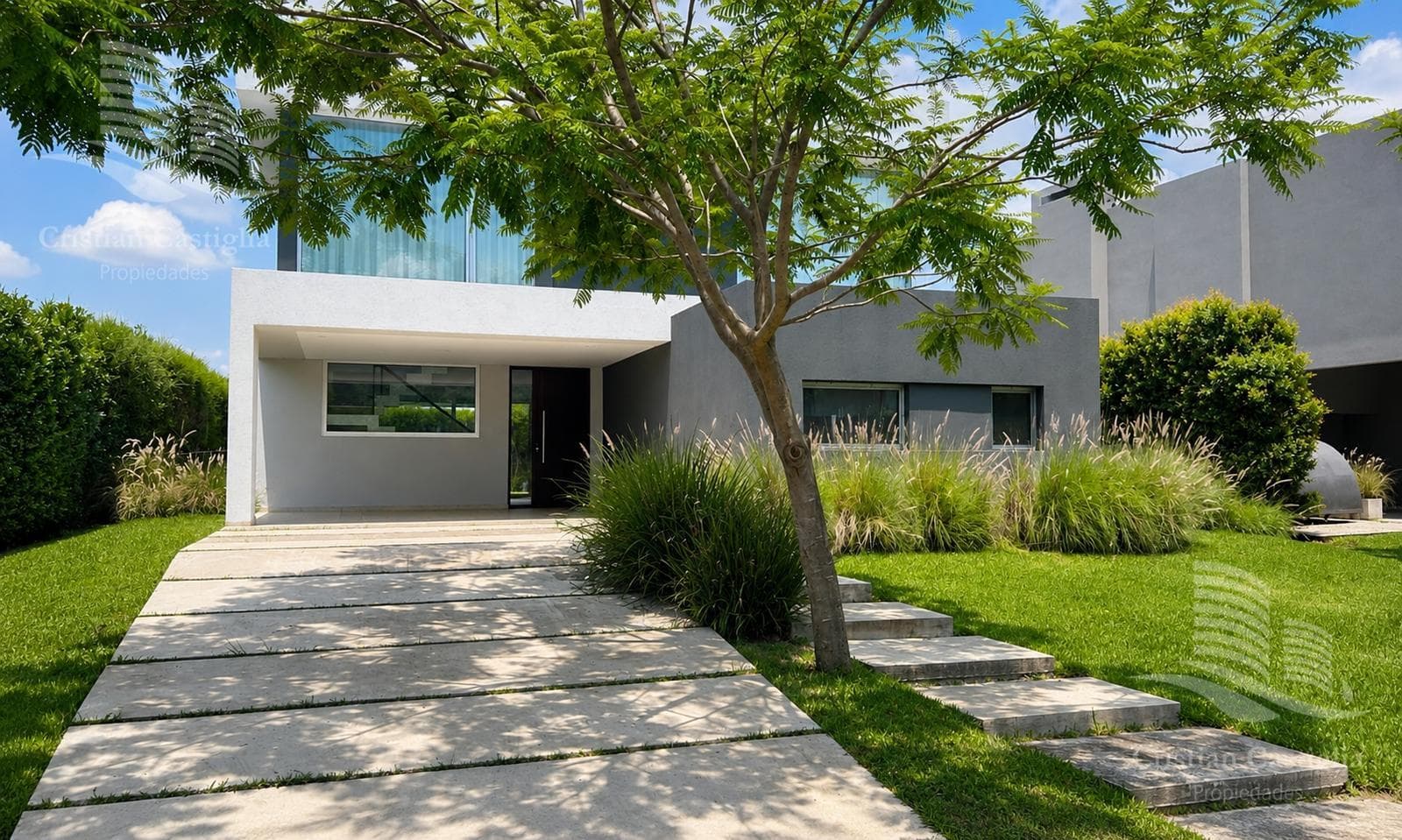 For Sale: 4-Room House, Two Stories, Garden, Pool - Los Castaños, Nordelta, Tigre