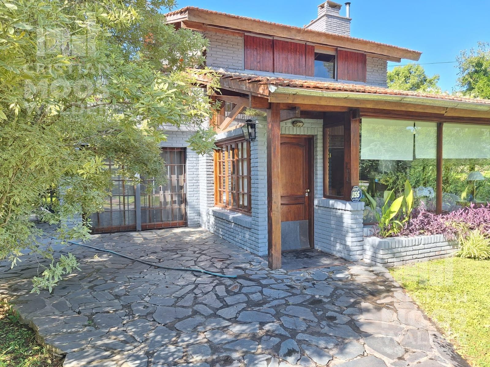 House for Sale, 6 Rooms - A.Vista