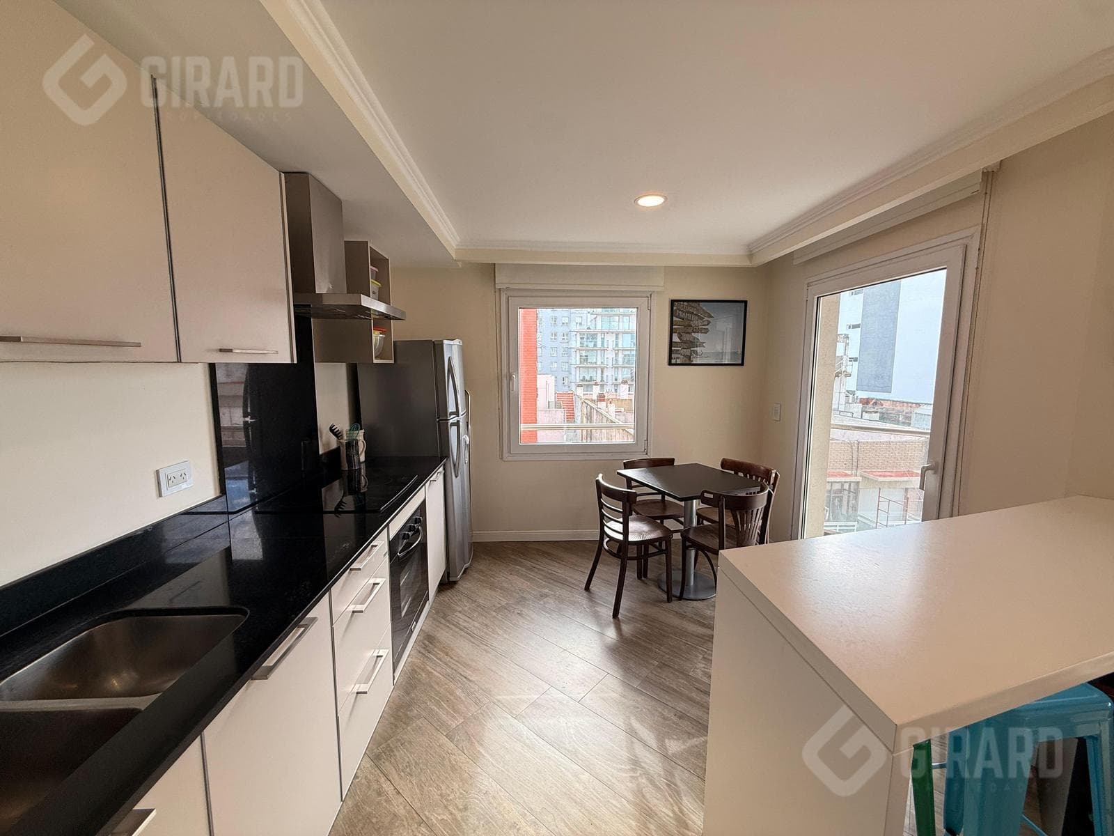 Two-room apartment with a garage in Playa Grande