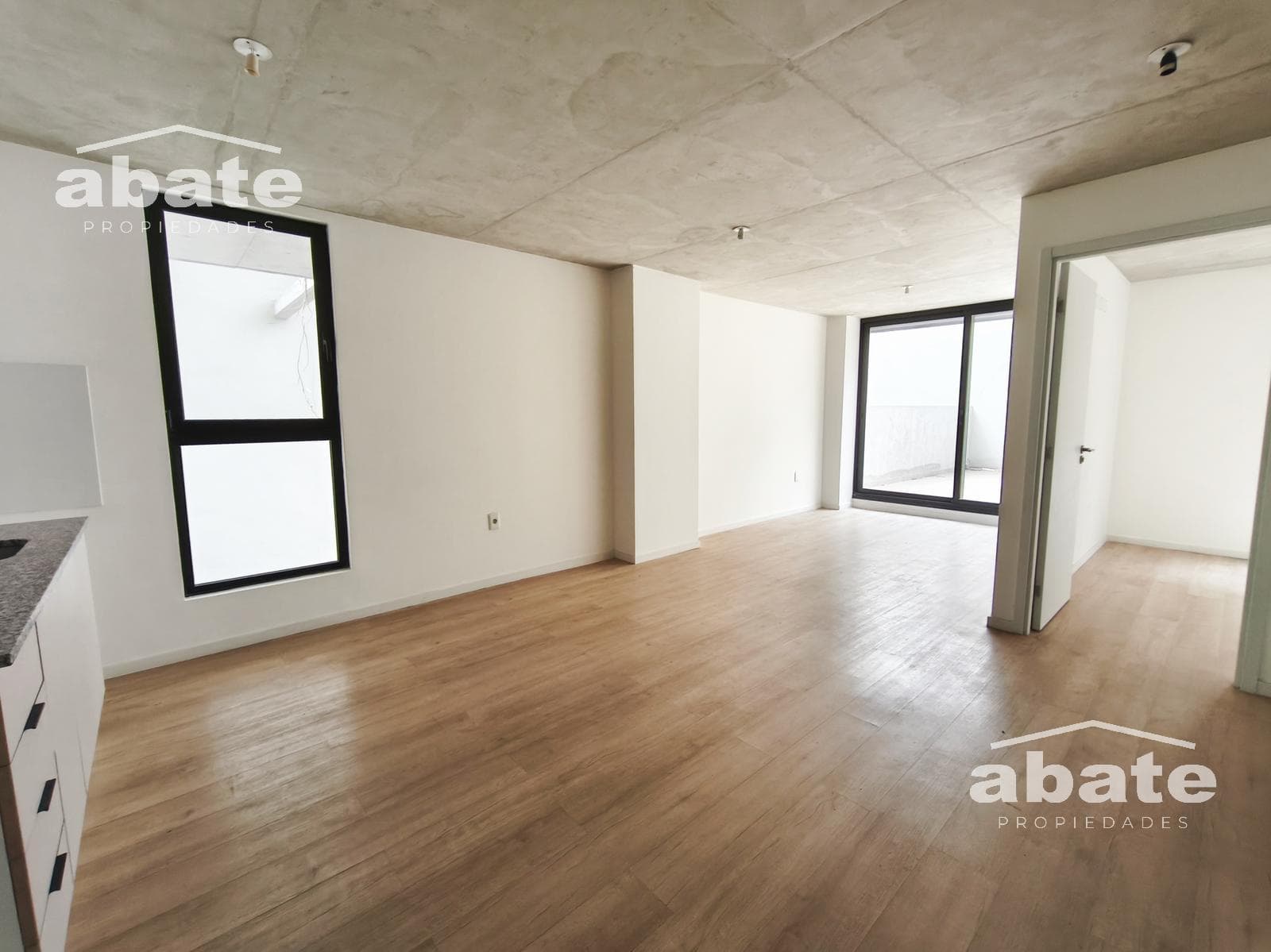 Apartamento de 1 dormitorio en Aguada Con Patio de uso exclusivo.