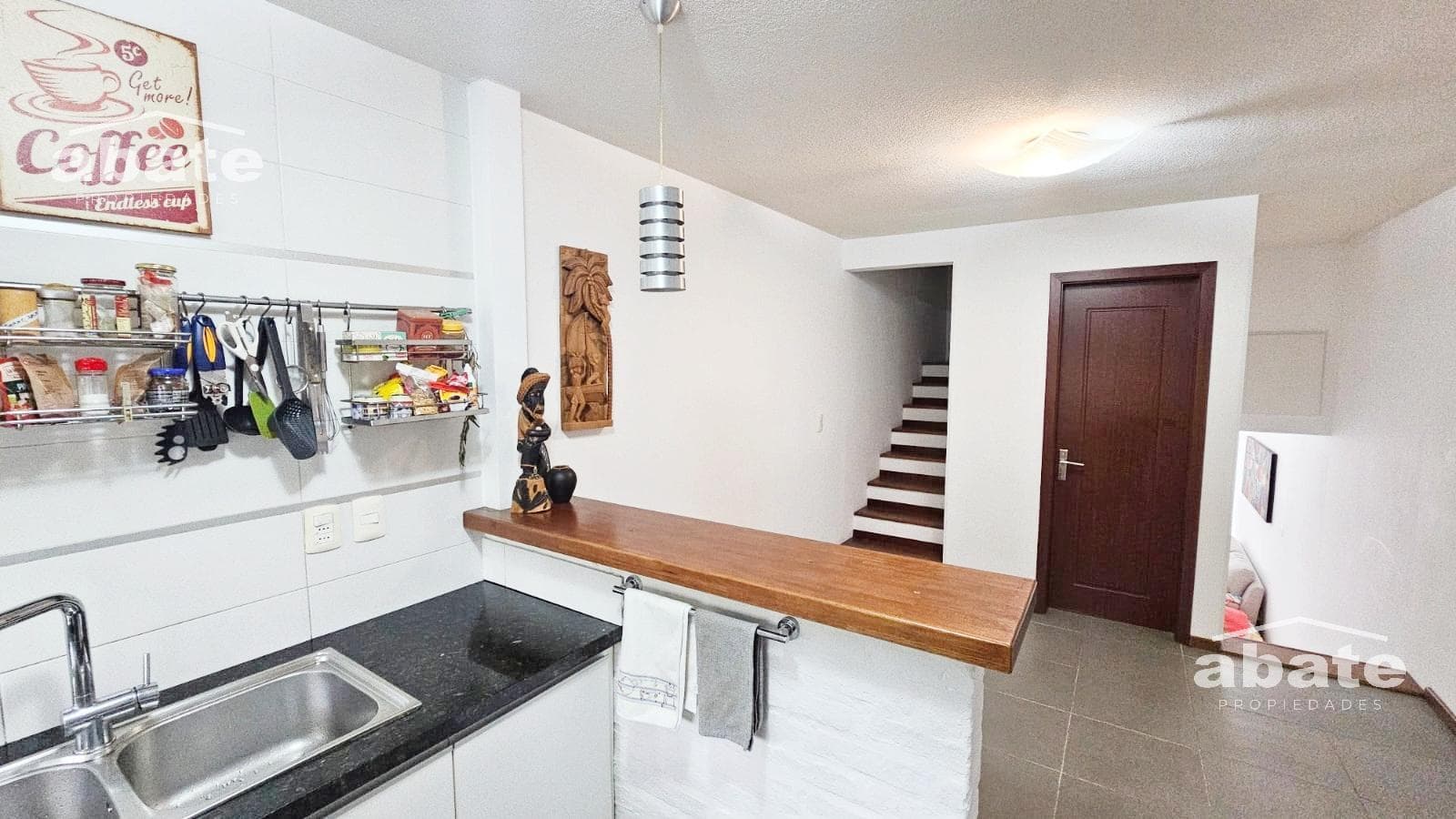 Modern House for Sale in Pocitos: 2 Bedrooms and Garage