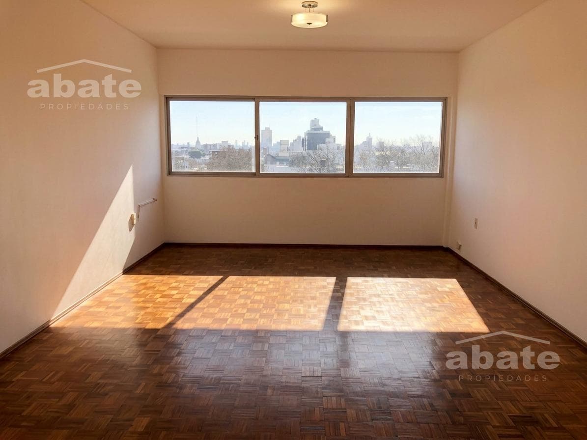 Spacious studio apartment at the corner of Mercedes and Fdez. Crespo, with plenty of sunlight!