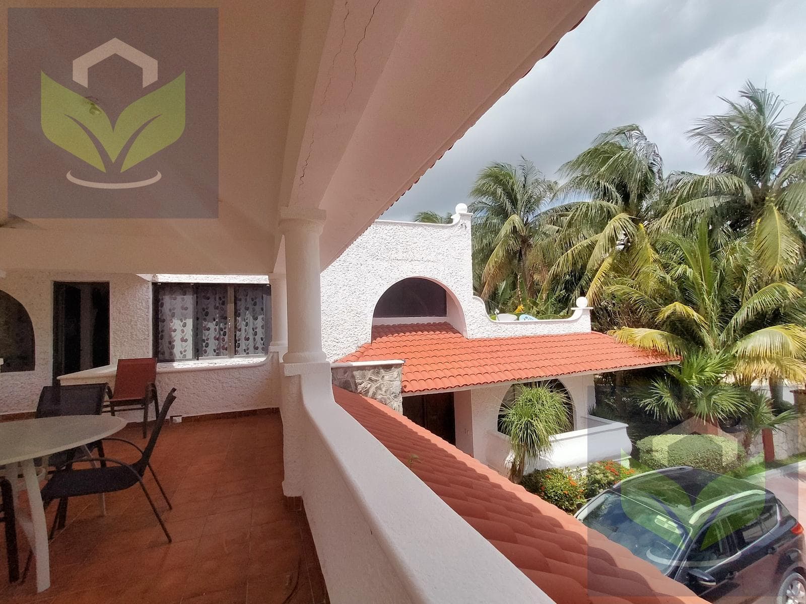 House for Sale in Playa del Carmen Near the Ocean - Paraiso