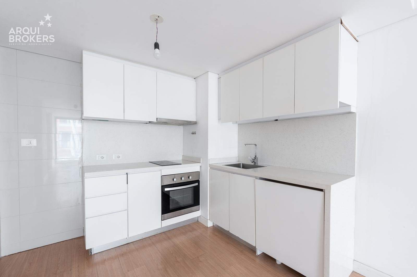 1-bedroom apartment for rent in Downtown, optional garage