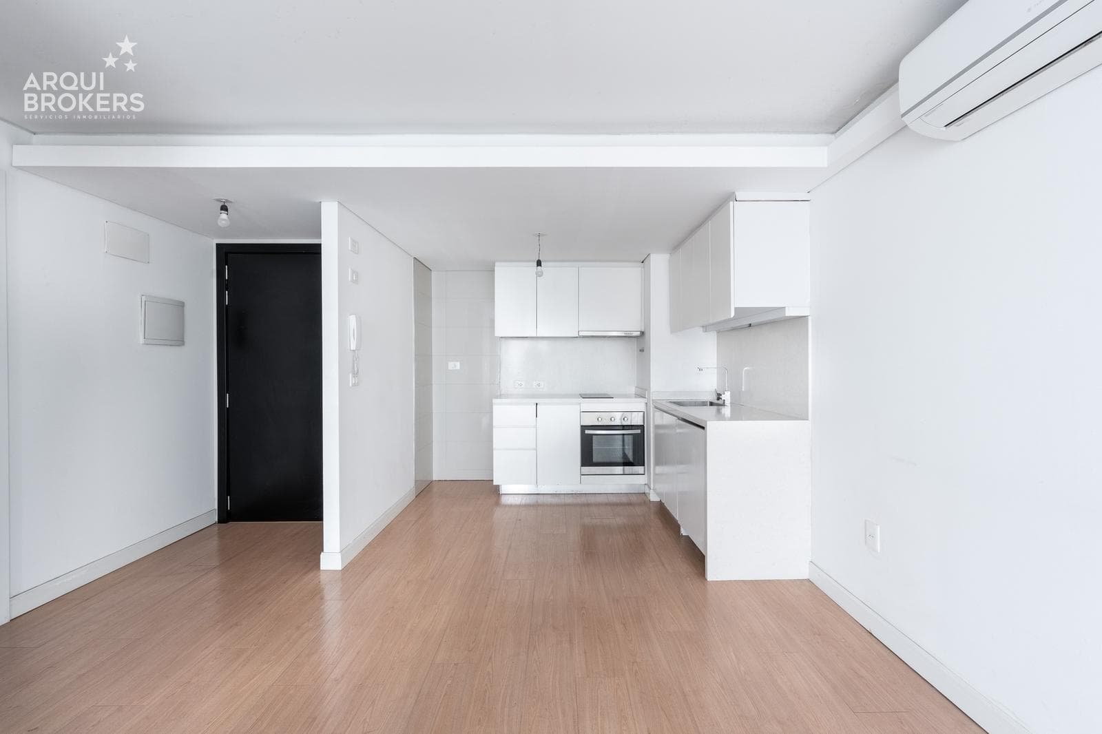 1-bedroom apartment for rent in Downtown, optional garage