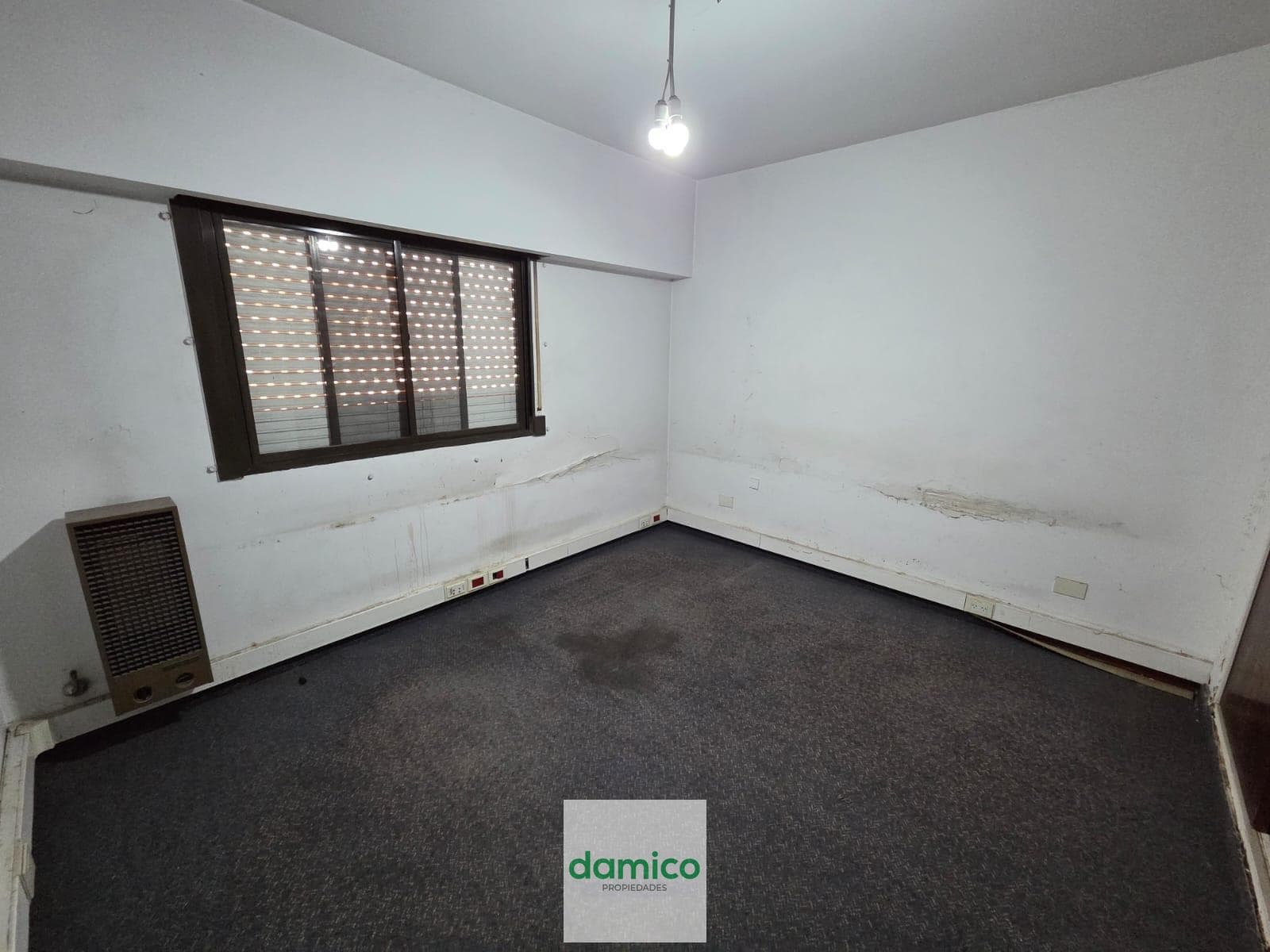 4-room office for rent in Parque Patricios