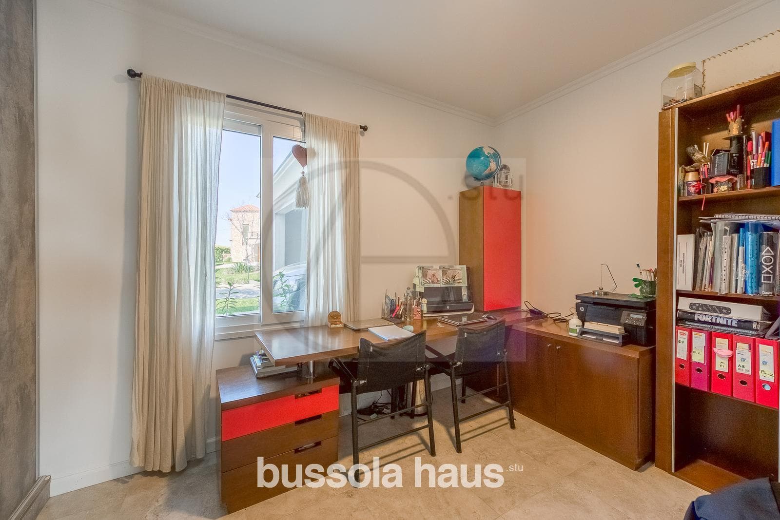 7-room house for sale in the Marinas Puertos Escobar neighborhood