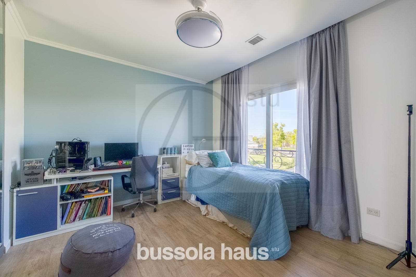 7-room house for sale in the Marinas Puertos Escobar neighborhood