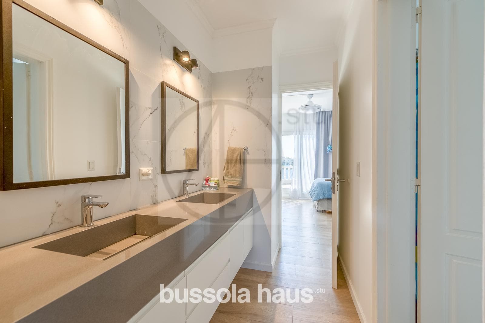 7-room house for sale in the Marinas Puertos Escobar neighborhood