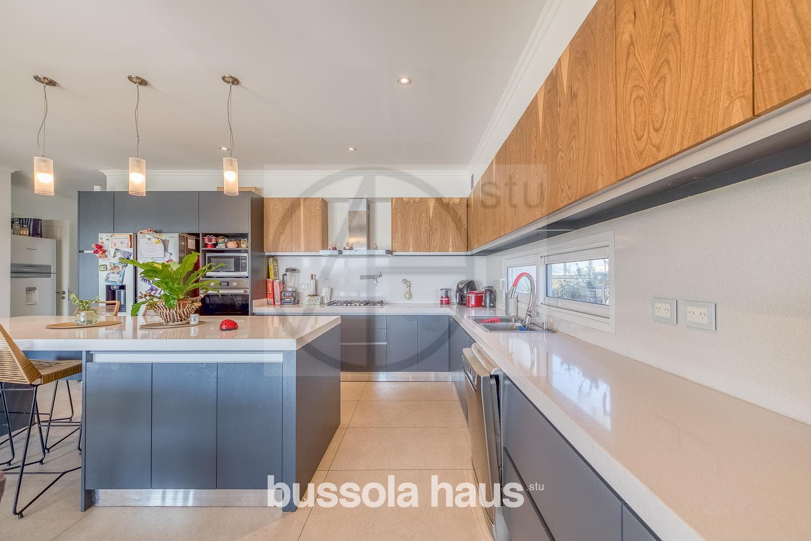 7-room house for sale in the Marinas Puertos Escobar neighborhood