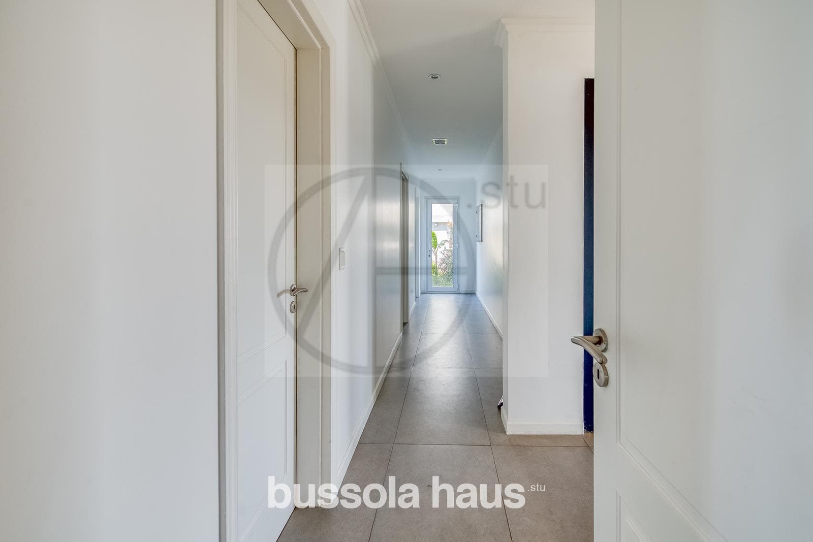 7-room house for sale in the Marinas Puertos Escobar neighborhood