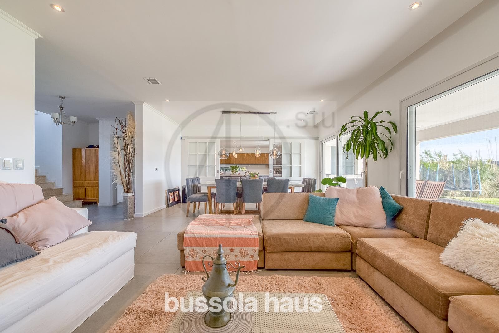 7-room house for sale in the Marinas Puertos Escobar neighborhood