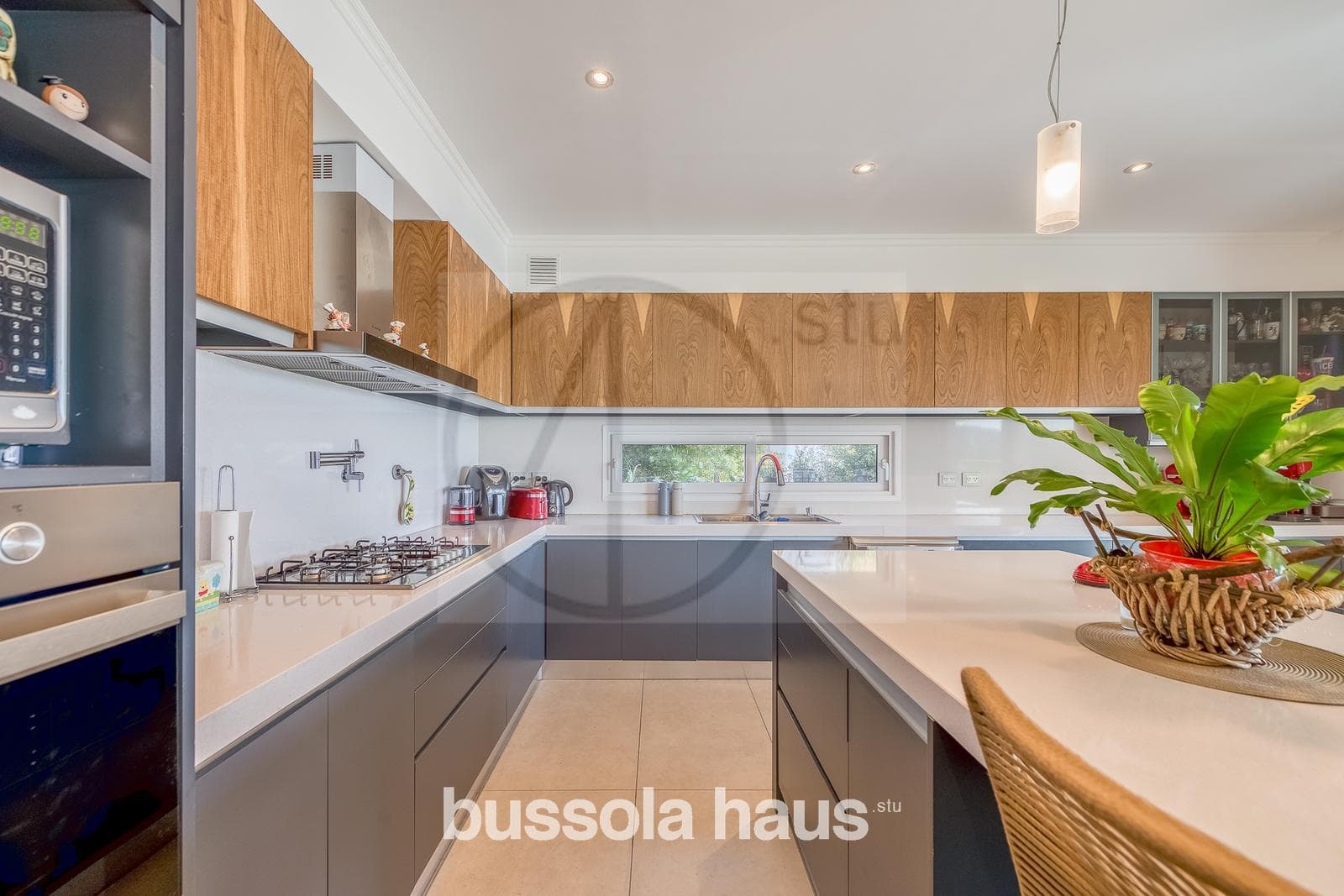 7-room house for sale in the Marinas Puertos Escobar neighborhood