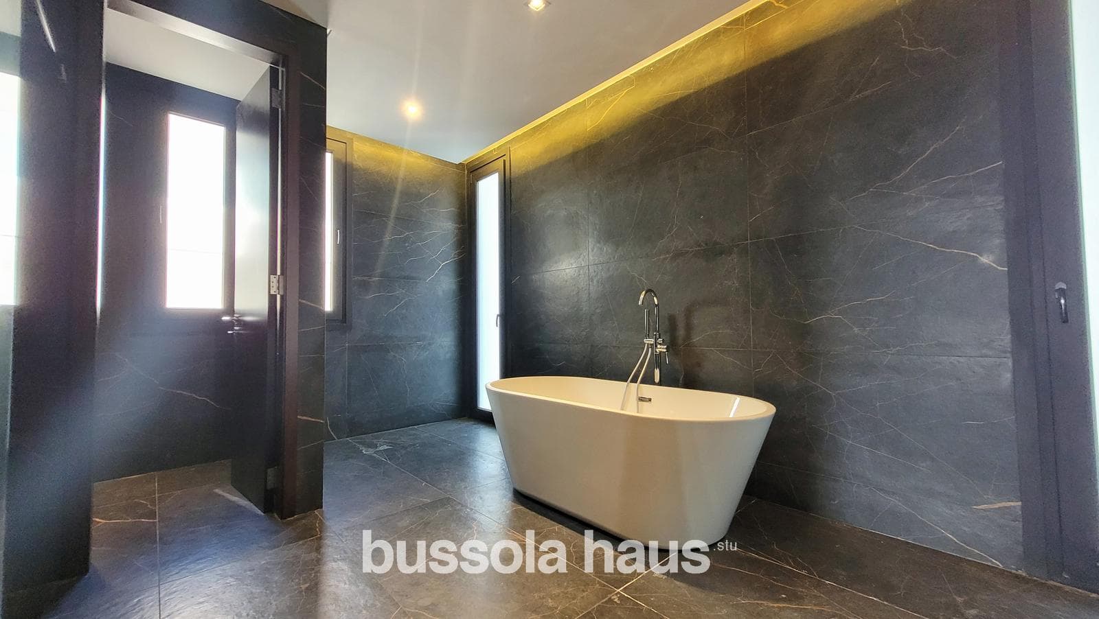 House for sale: 7 rooms in El Yacht Nordelta, Tigre