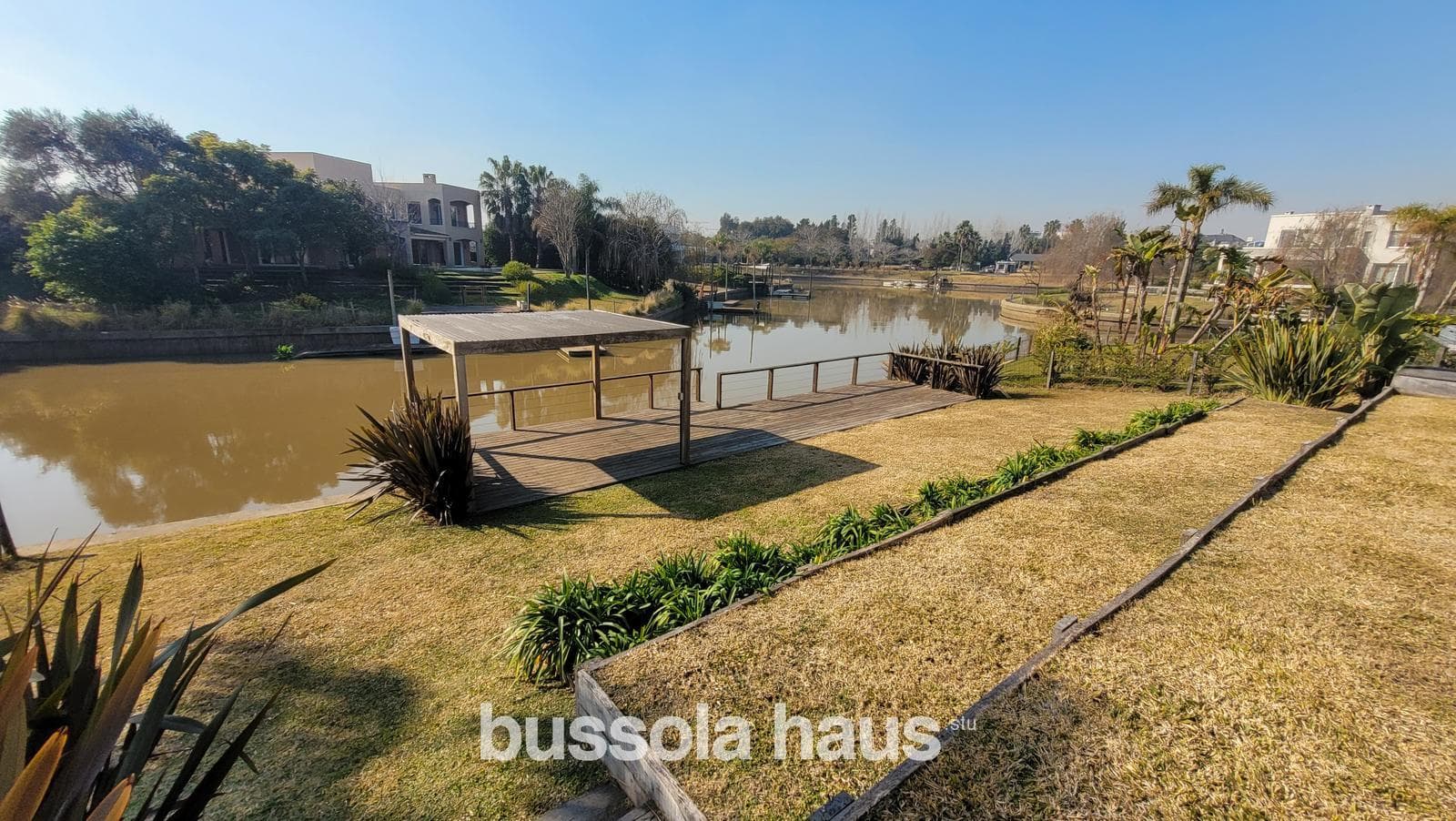 House for sale: 7 rooms in El Yacht Nordelta, Tigre