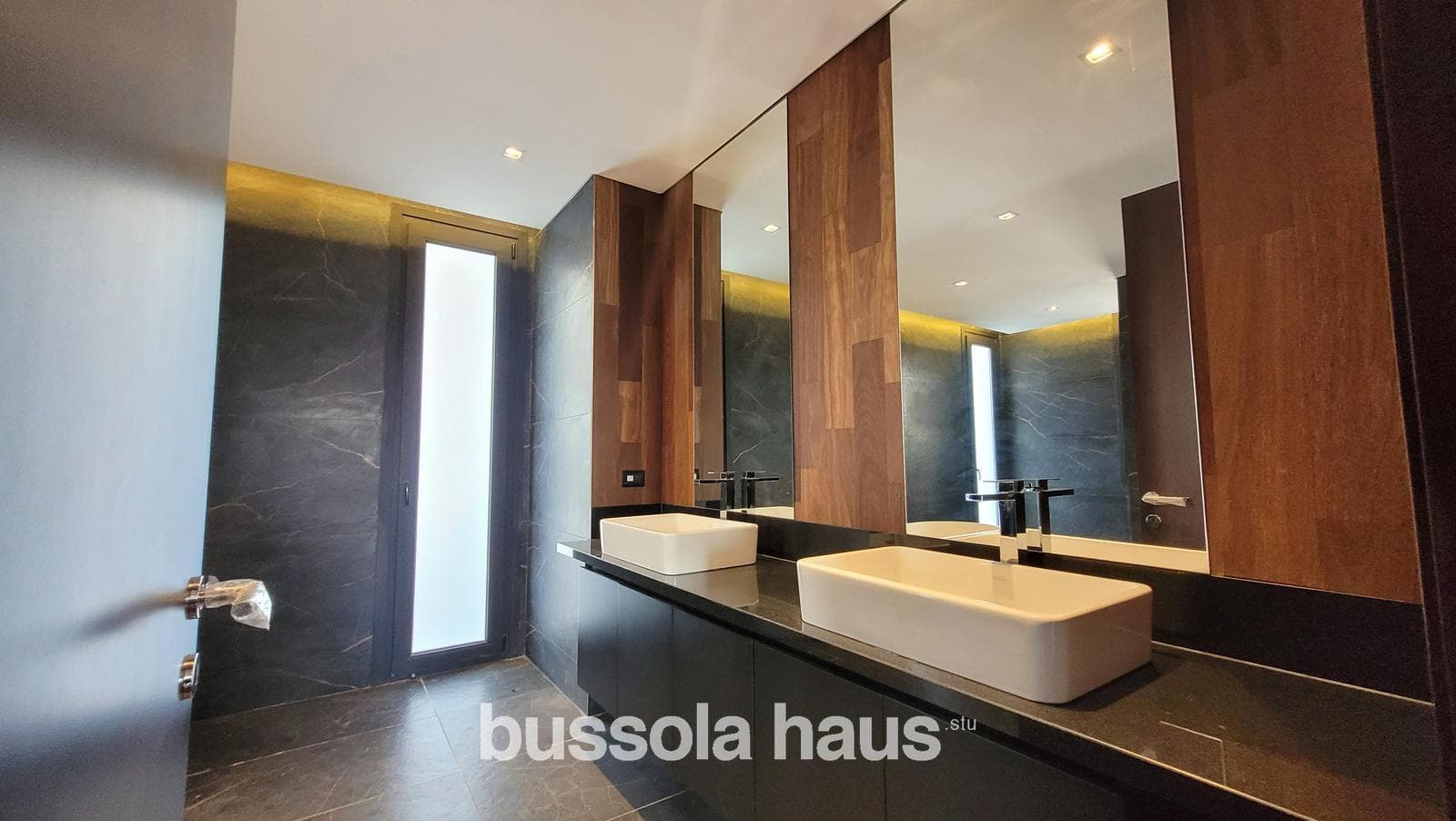 House for sale: 7 rooms in El Yacht Nordelta, Tigre