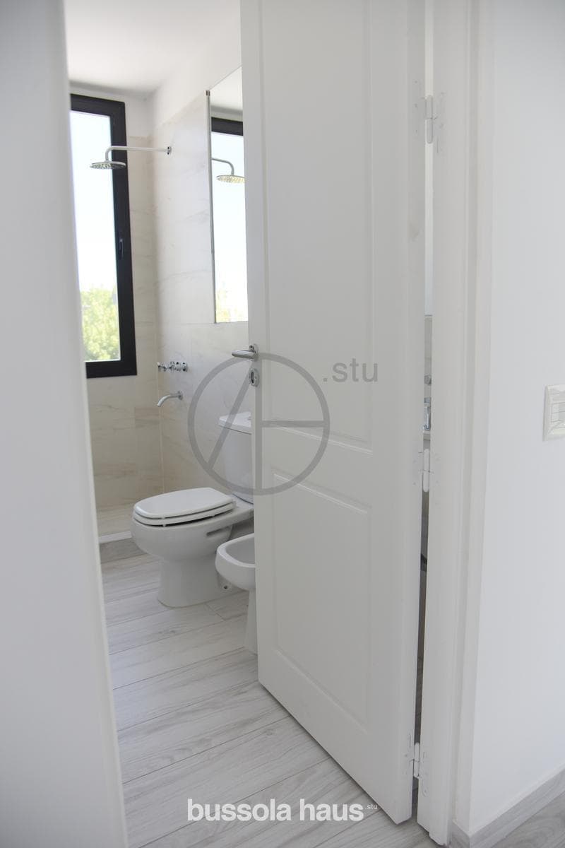 House for Sale on the Water in Acacias, Puertos Escobar