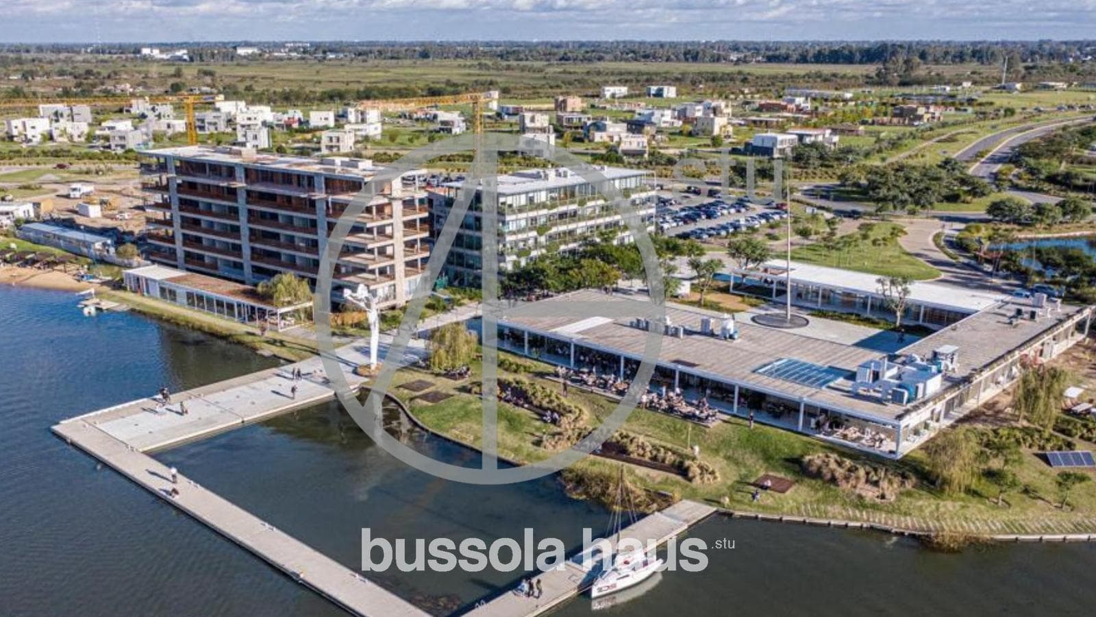 Lot for Sale in Amarras Puertos