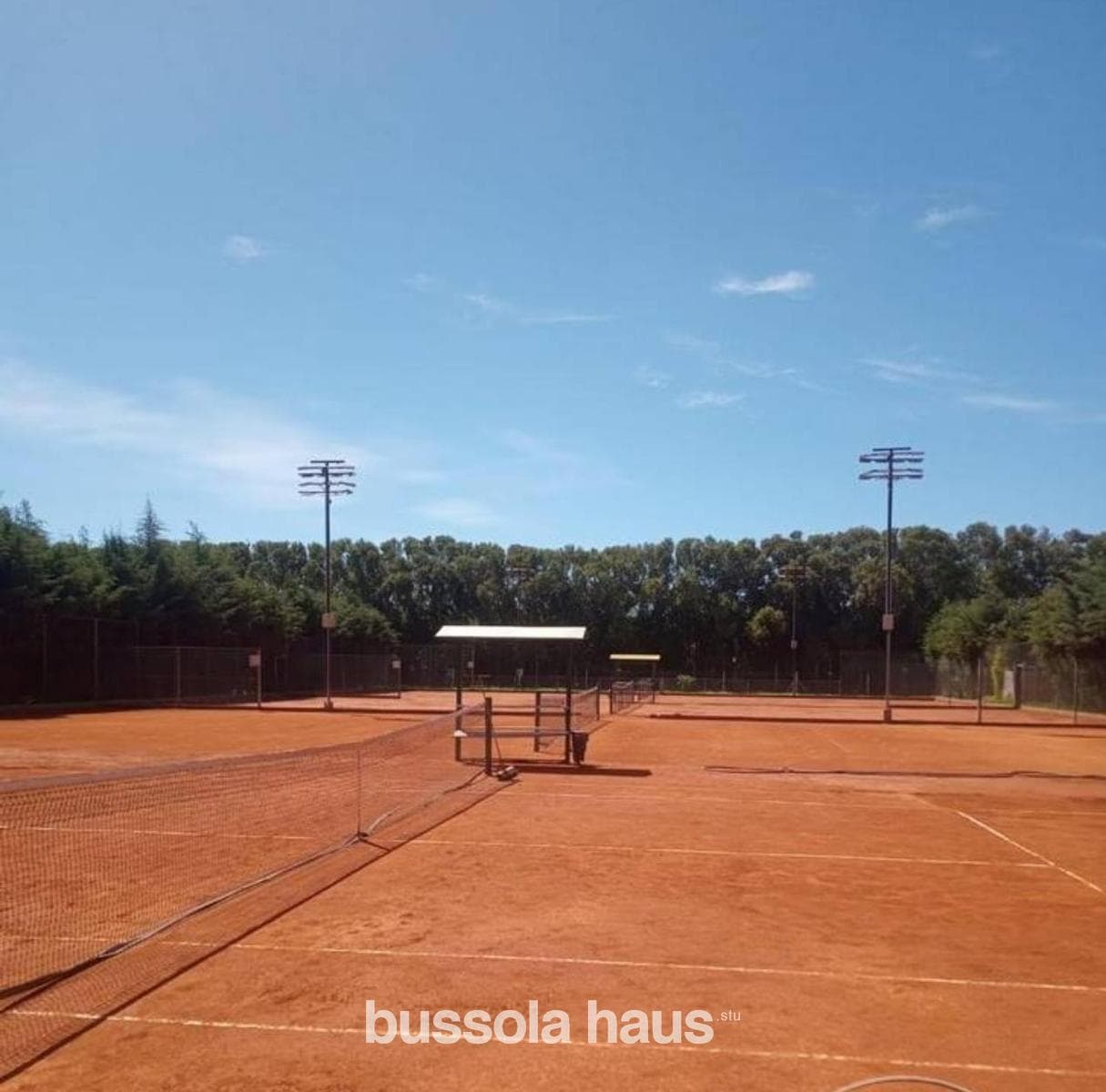 Inner-city lot for sale in the San Sebastián neighborhood, Area 10