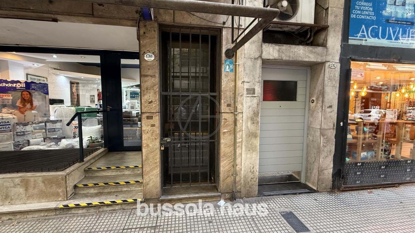 Local en venta en sótano en pleno Recoleta