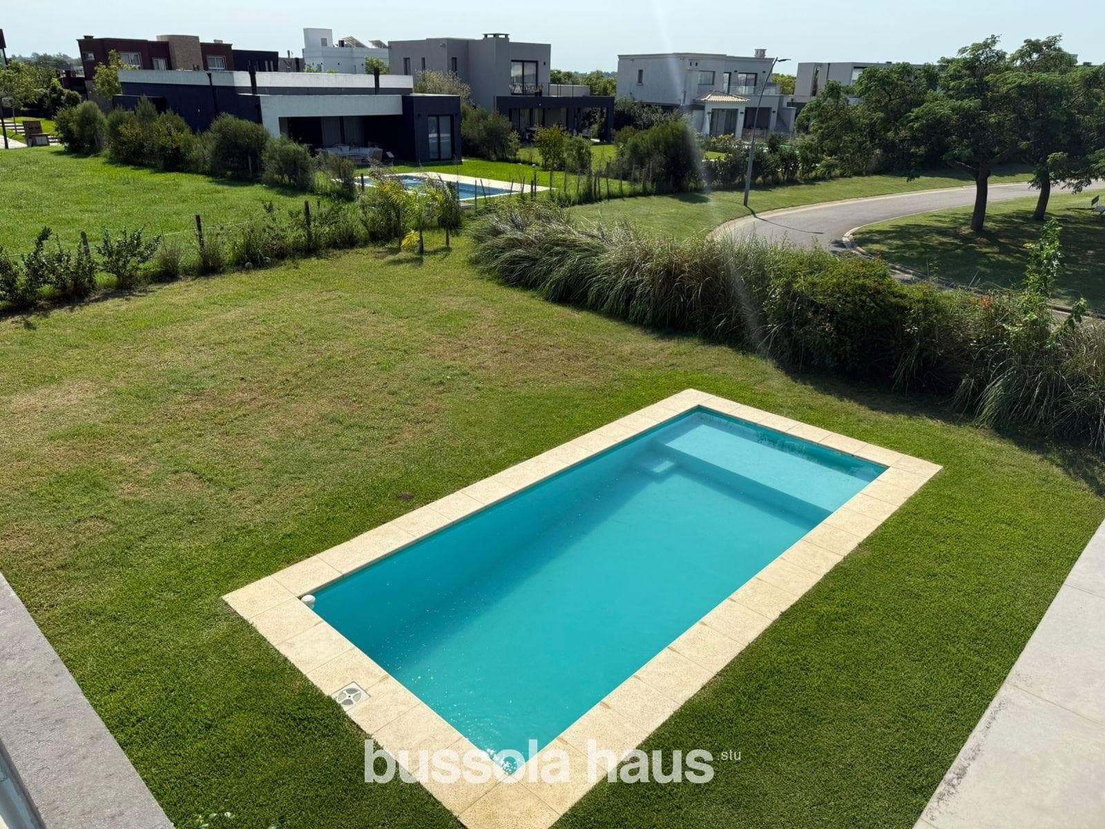 5-room house for sale with a pool in the Vistas Puertos neighborhood of Escobar