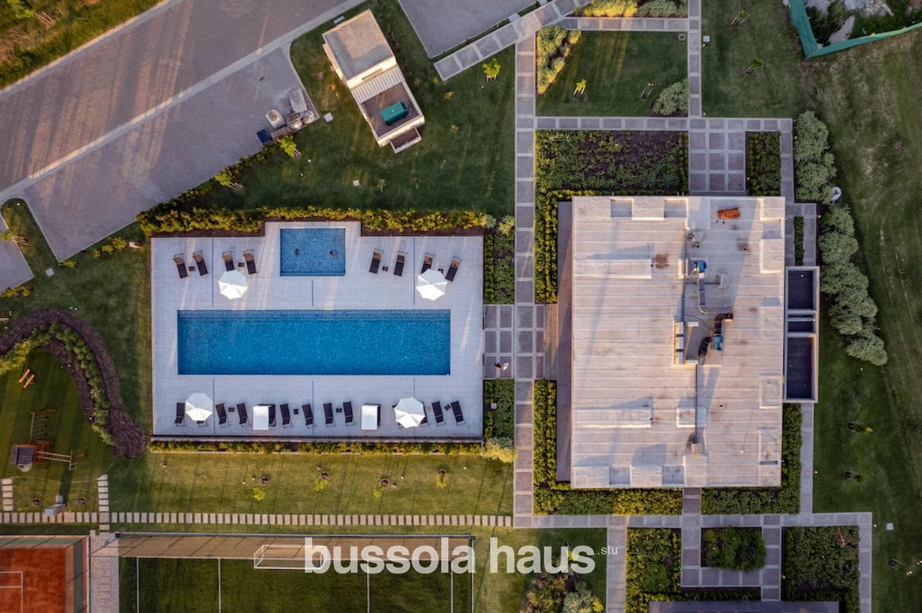 Lot for sale in the Los Cardos neighborhood of Pilar