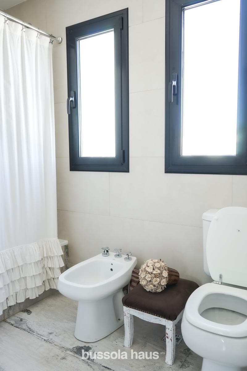 5-room house for sale with a pool in Acacias Puertos