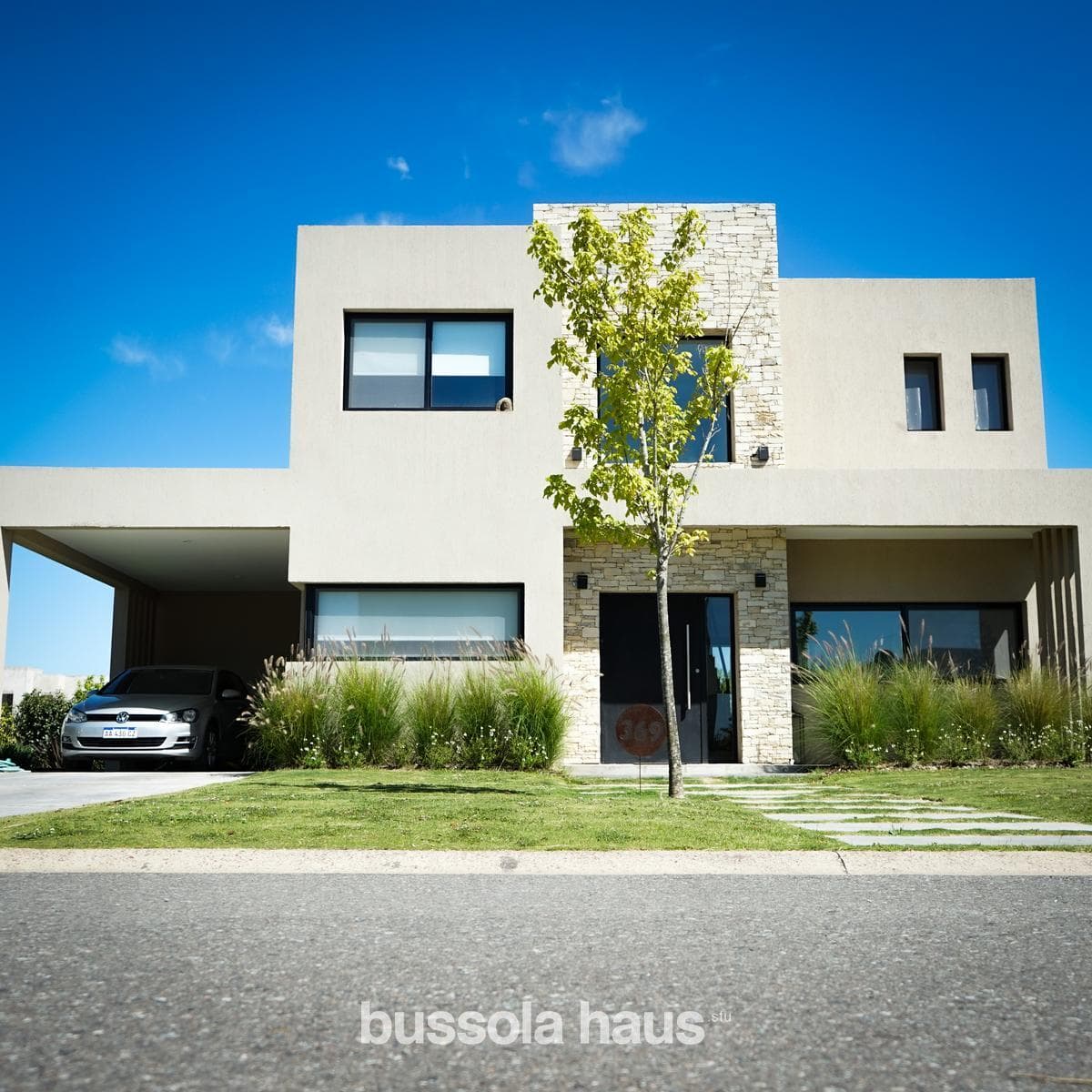 5-room house for sale with a pool in Acacias Puertos