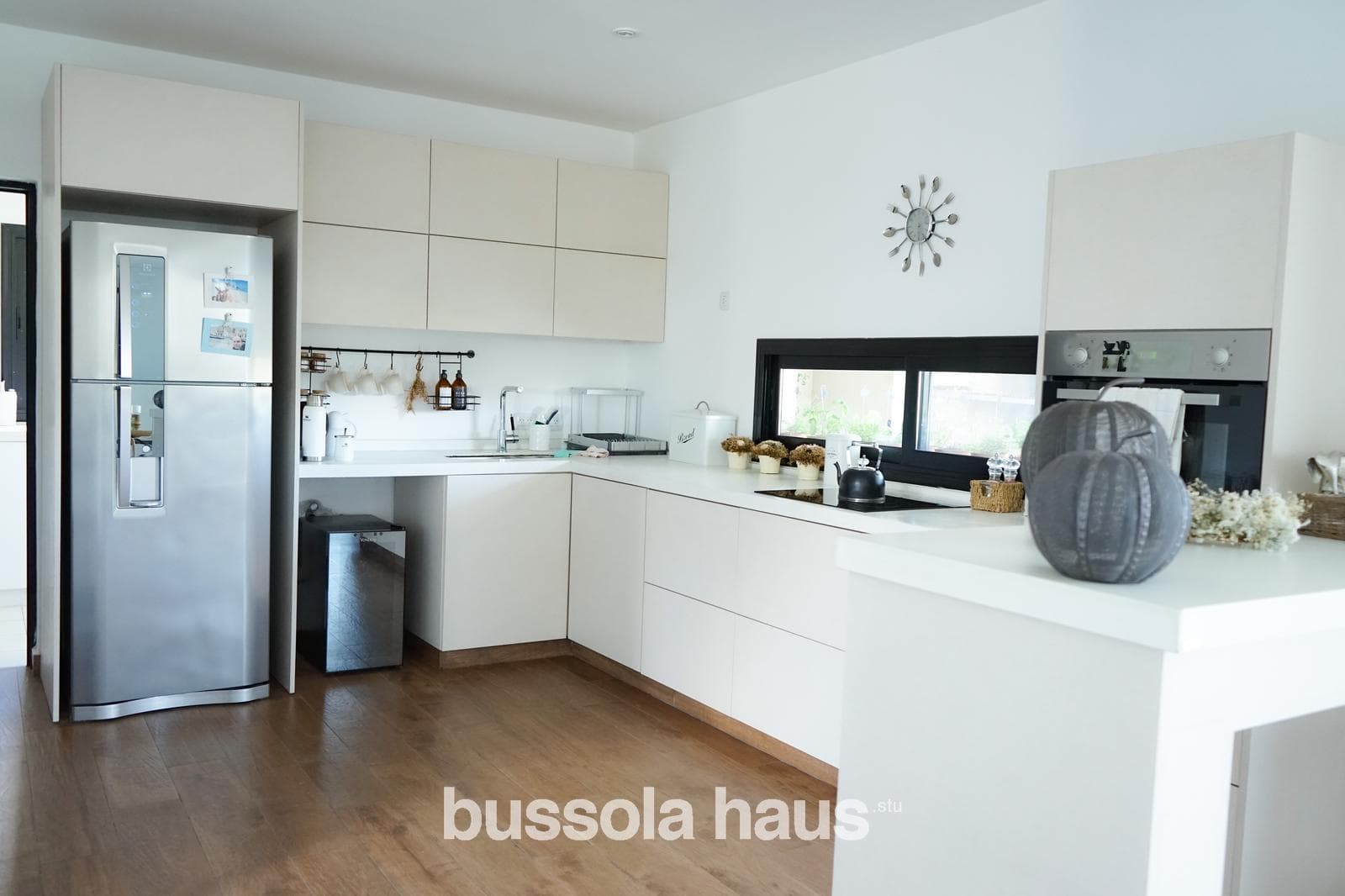 5-room house for sale with a pool in Acacias Puertos