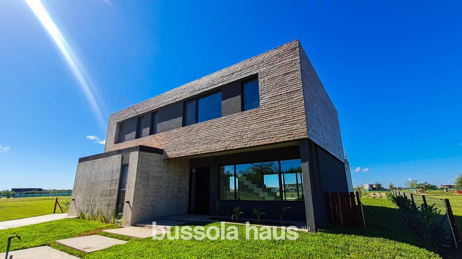 5-room house for sale with financing available in Amarras, Puertos Escobar