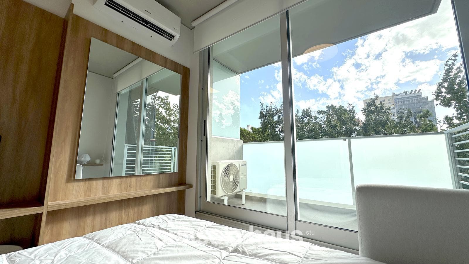 Studio apartment for sale. San Telmo