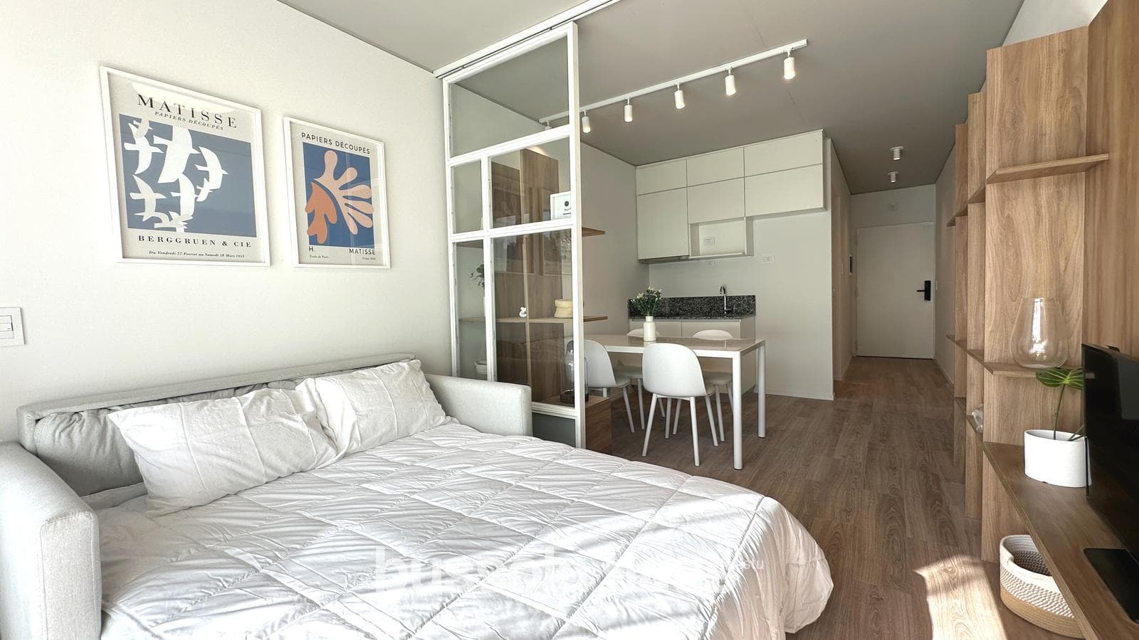 Studio apartment for sale. San Telmo