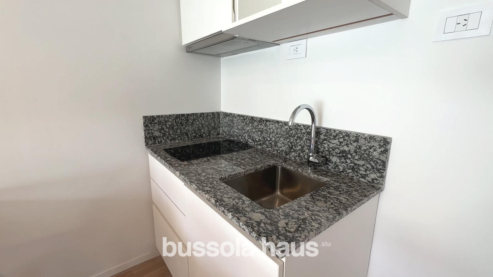 Studio apartment for sale. San Telmo